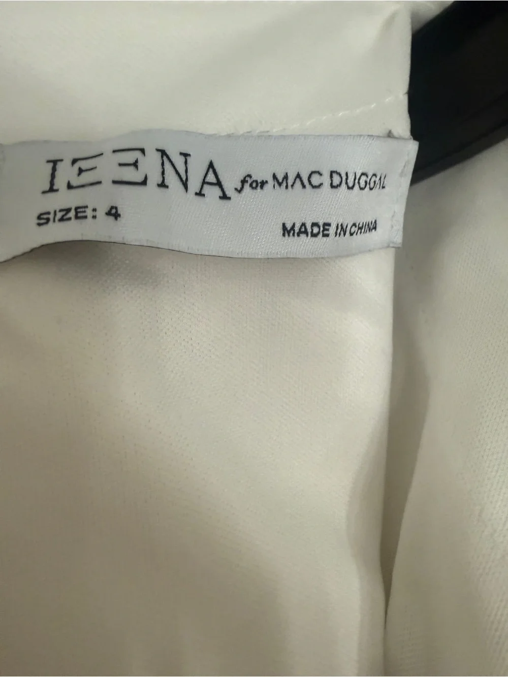 MAC DUGGAL size 4 A-line Rhinestone Waist Evening Gown White Dress 55705